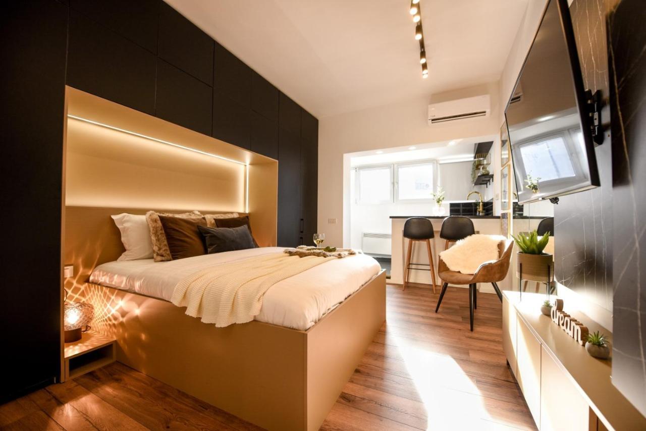 Calea Victoriei Modern Studio - Escape In The City Center Букурещ Екстериор снимка