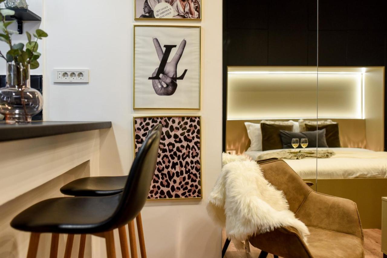 Calea Victoriei Modern Studio - Escape In The City Center Букурещ Екстериор снимка