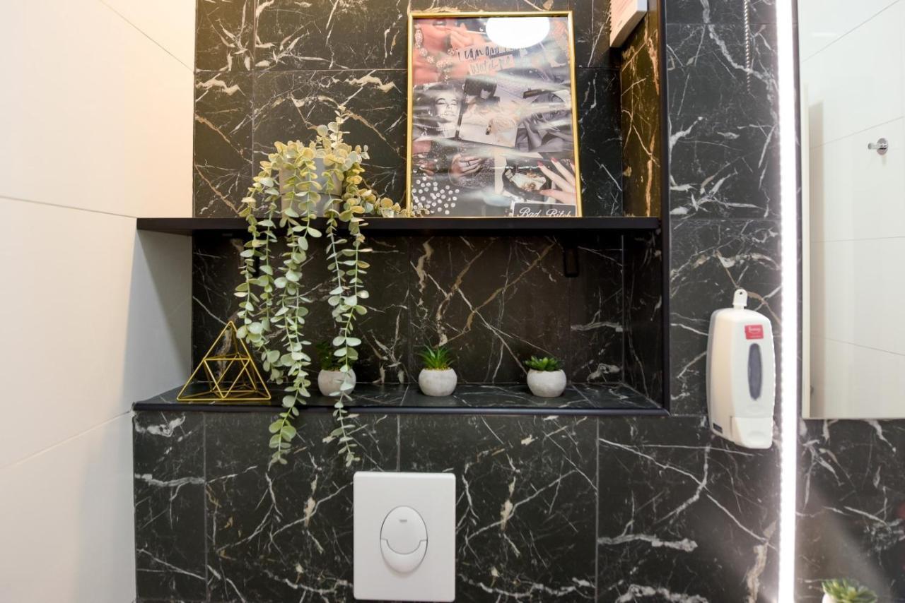 Calea Victoriei Modern Studio - Escape In The City Center Букурещ Екстериор снимка